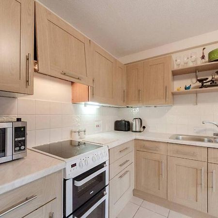 Spacious Two Double Bedroom Flat Лондон Екстер'єр фото